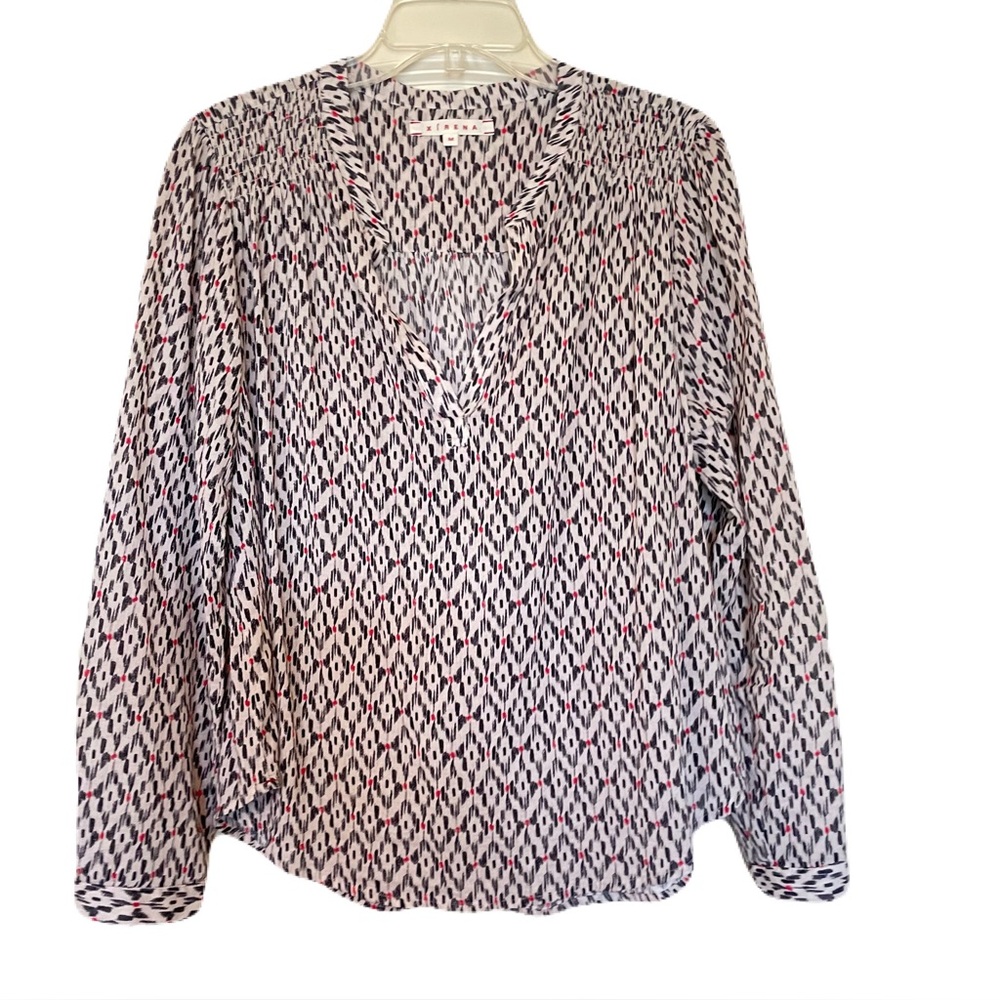 XiRENA AIMI Black White Red Popover Top Medium